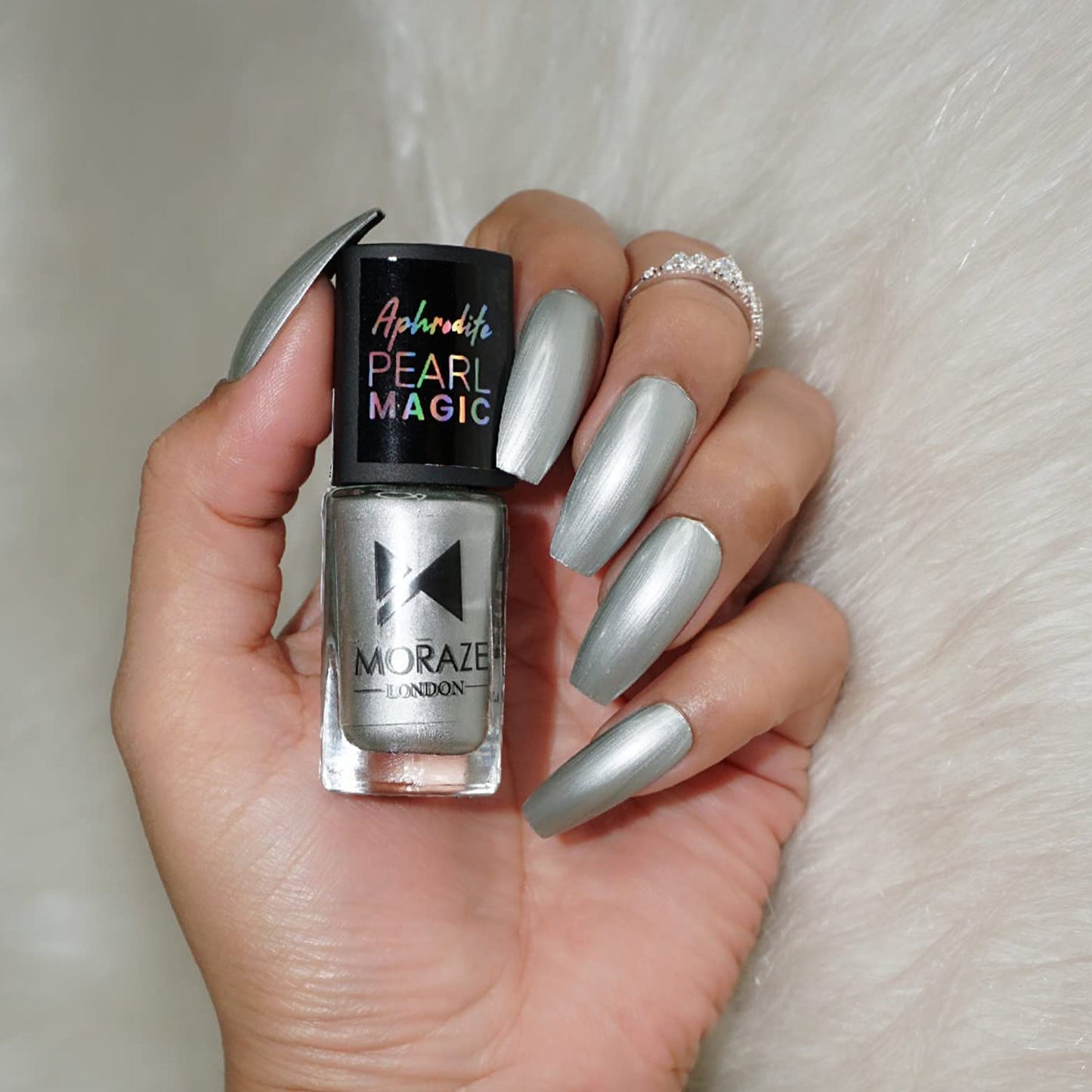 Aphrodite Pearl magic Nail paints - 8.5ml