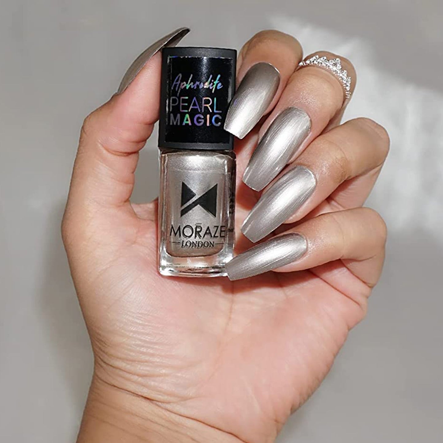 Aphrodite Pearl magic Nail paints - 8.5ml